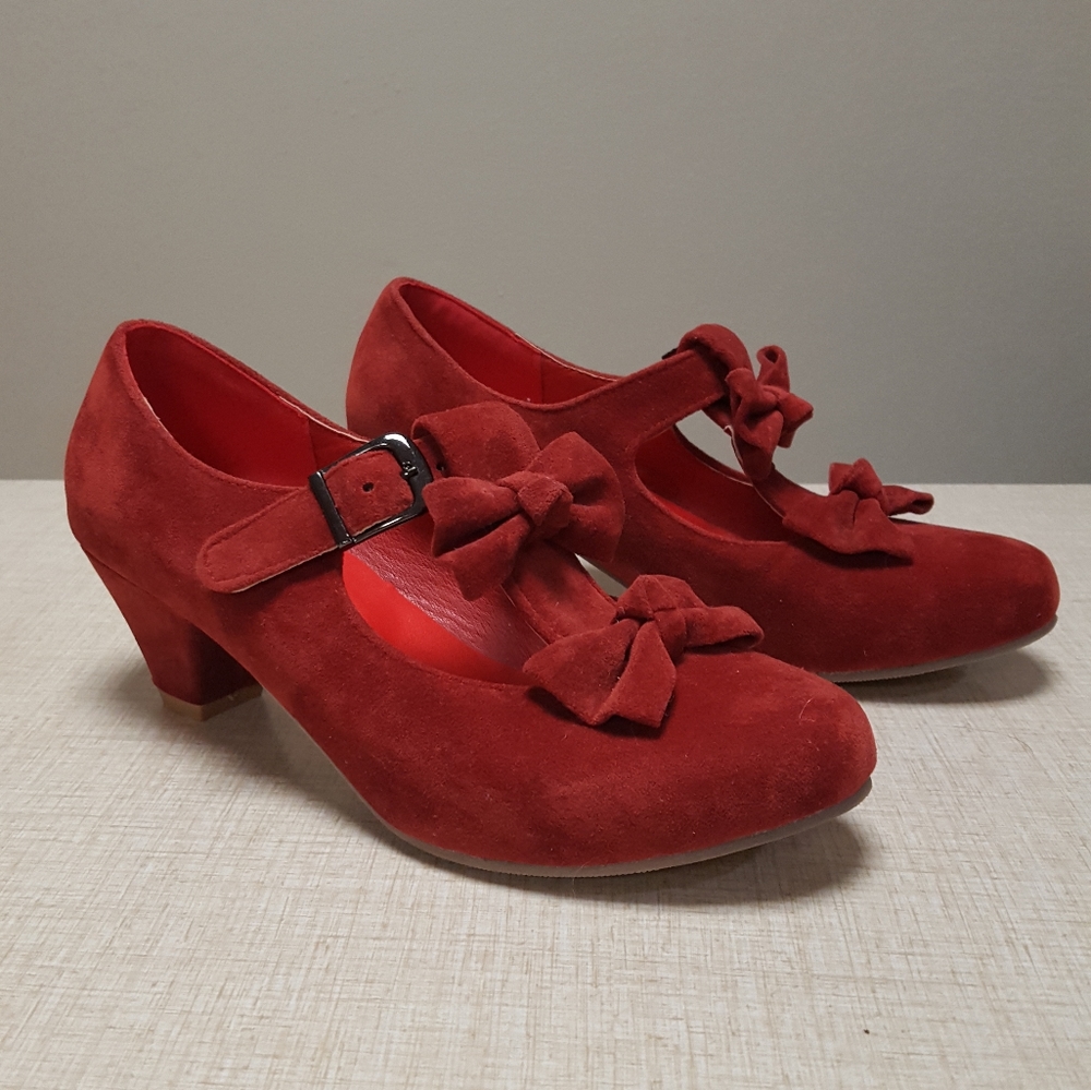 Red Heels with Bows